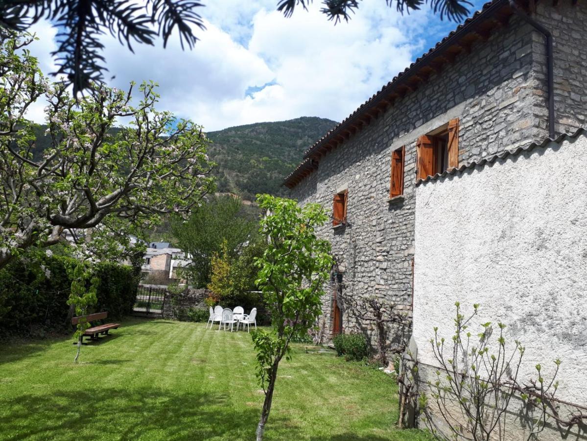 Cirjuana, Casa En El Centro Con Agradable Jardin Y Barbacoa By Pirineos 360 Villa Biescas  Exterior photo